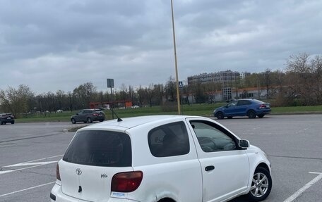 Toyota Vitz, 2003 год, 239 000 рублей, 3 фотография