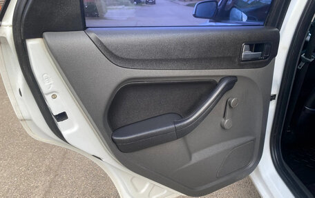 Ford Focus II рестайлинг, 2007 год, 450 000 рублей, 20 фотография