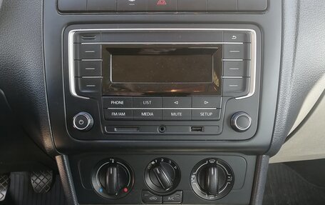 Volkswagen Polo VI (EU Market), 2019 год, 1 370 000 рублей, 3 фотография