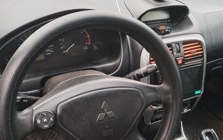 Mitsubishi Carisma I, 2002 год, 360 000 рублей, 5 фотография
