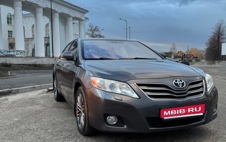Toyota Camry, 2011 год, 1 450 000 рублей, 4 фотография