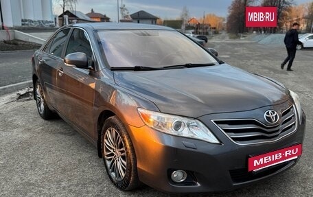 Toyota Camry, 2011 год, 1 450 000 рублей, 5 фотография