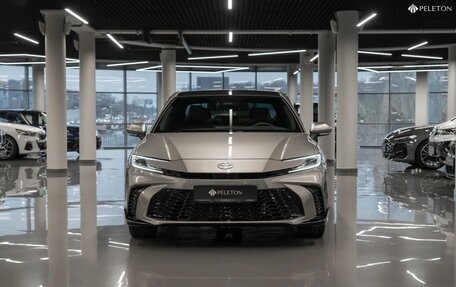 Toyota Camry, 2024 год, 3 990 000 рублей, 4 фотография