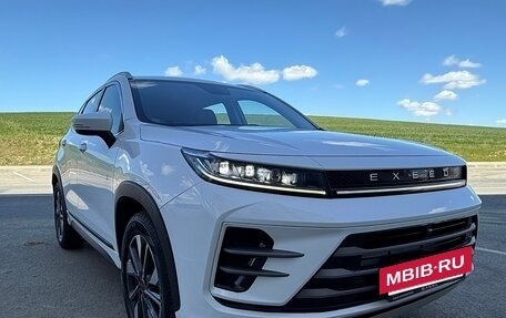 CheryExeed LX, 2023 год, 1 799 000 рублей, 21 фотография