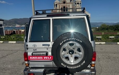 Toyota Land Cruiser 70, 2012 год, 5 150 000 рублей, 17 фотография