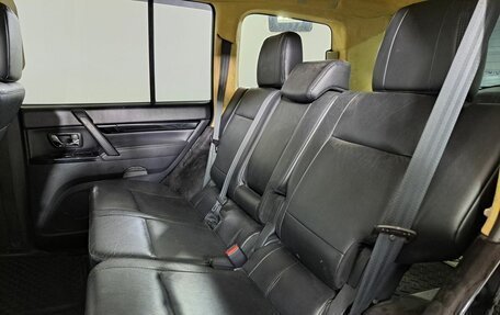 Mitsubishi Pajero IV, 2012 год, 2 200 000 рублей, 15 фотография