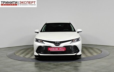 Toyota Camry, 2019 год, 2 357 000 рублей, 2 фотография
