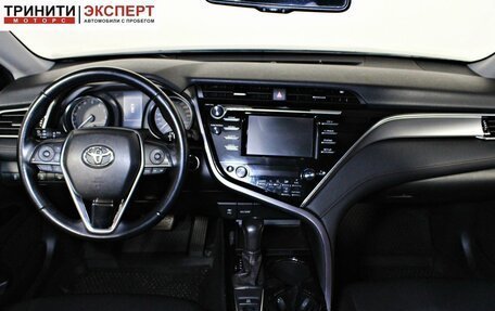 Toyota Camry, 2019 год, 2 357 000 рублей, 11 фотография