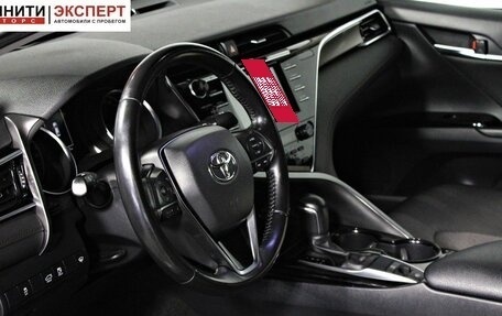 Toyota Camry, 2019 год, 2 357 000 рублей, 12 фотография
