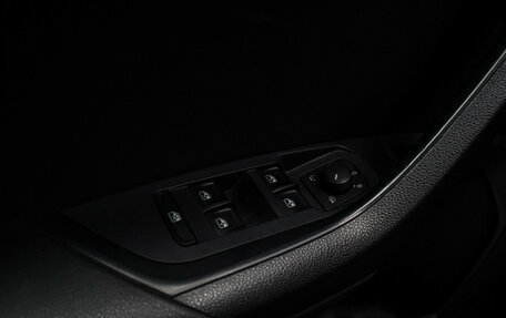 Skoda Karoq I, 2021 год, 2 330 000 рублей, 21 фотография