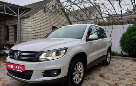 Volkswagen Tiguan I, 2016 год, 1 700 000 рублей, 2 фотография