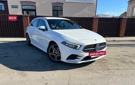 Mercedes-Benz A-Класс, 2019 год, 1 750 000 рублей, 2 фотография