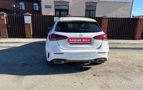 Mercedes-Benz A-Класс, 2019 год, 1 750 000 рублей, 4 фотография