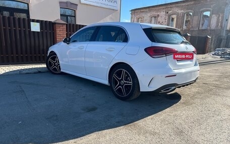 Mercedes-Benz A-Класс, 2019 год, 1 750 000 рублей, 6 фотография