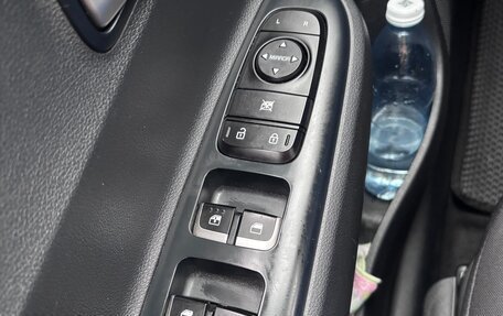 KIA Rio IV, 2020 год, 1 749 000 рублей, 6 фотография