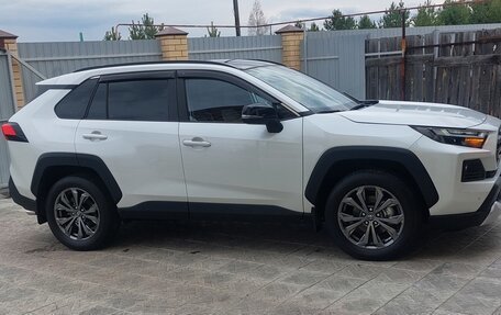 Toyota RAV4, 2025 год, 3 999 999 рублей, 10 фотография