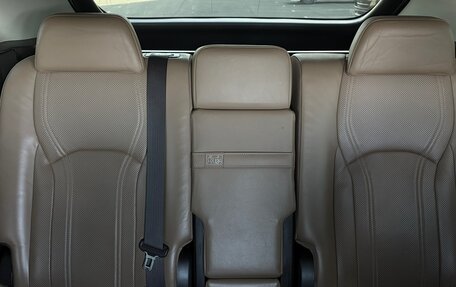 Lexus RX IV рестайлинг, 2019 год, 4 200 000 рублей, 10 фотография