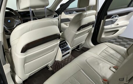 BMW 7 серия, 2015 год, 4 000 000 рублей, 12 фотография