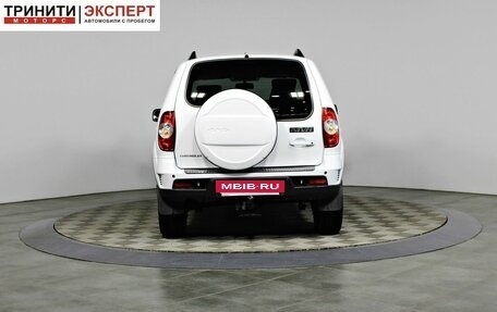 Chevrolet Niva I рестайлинг, 2019 год, 947 000 рублей, 6 фотография