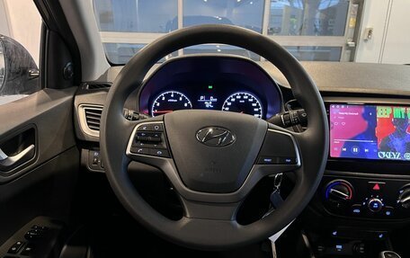 Hyundai Solaris II рестайлинг, 2021 год, 1 989 000 рублей, 10 фотография