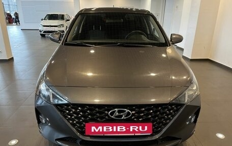 Hyundai Solaris II рестайлинг, 2021 год, 1 989 000 рублей, 8 фотография