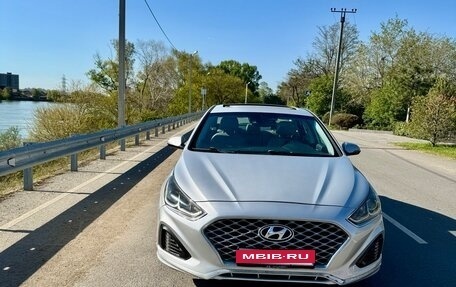 Hyundai Sonata VII, 2019 год, 1 800 000 рублей, 2 фотография