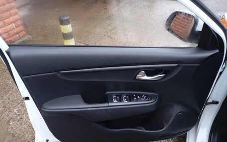 KIA Rio IV, 2019 год, 1 445 000 рублей, 9 фотография