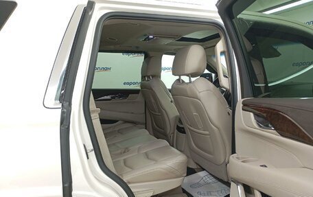 Cadillac Escalade IV, 2015 год, 3 537 000 рублей, 14 фотография