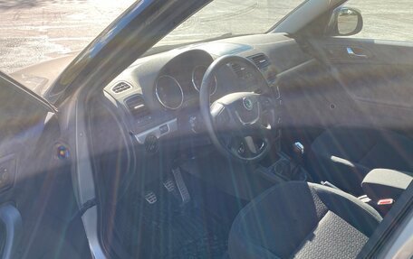 Skoda Yeti I рестайлинг, 2010 год, 900 000 рублей, 13 фотография