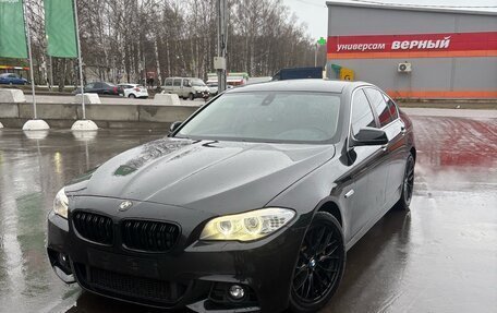 BMW 5 серия, 2012 год, 2 300 000 рублей, 3 фотография