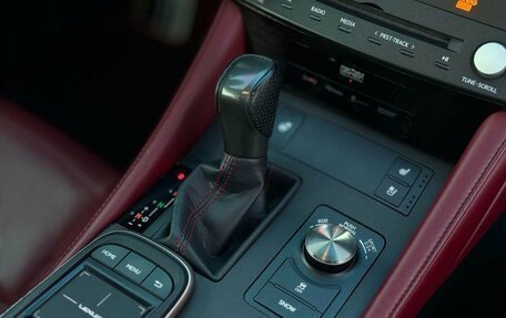 Lexus RC I рестайлинг, 2017 год, 3 149 000 рублей, 18 фотография