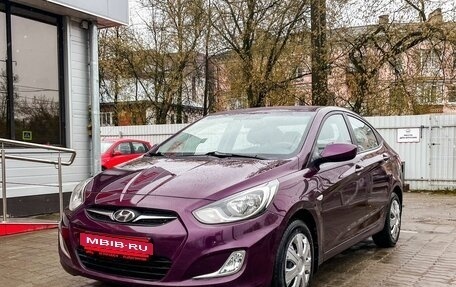 Hyundai Solaris II рестайлинг, 2011 год, 739 000 рублей, 4 фотография