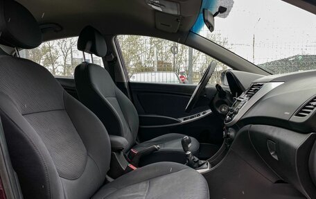 Hyundai Solaris II рестайлинг, 2011 год, 739 000 рублей, 14 фотография