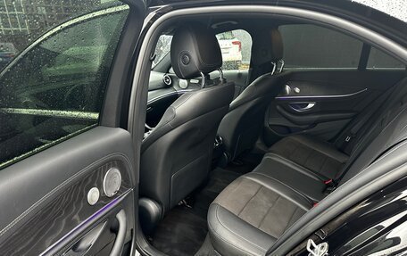 Mercedes-Benz E-Класс, 2019 год, 3 930 000 рублей, 8 фотография