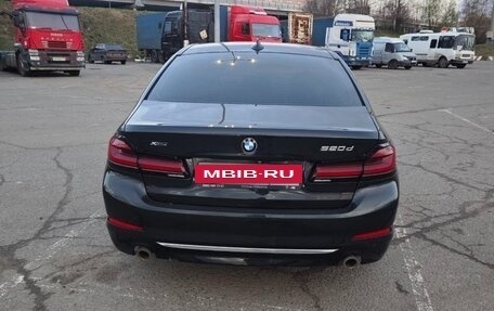 BMW 5 серия, 2019 год, 2 700 000 рублей, 3 фотография