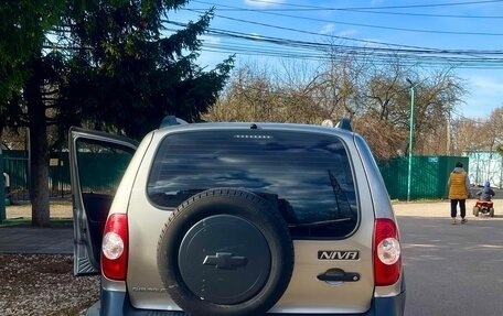 Chevrolet Niva I рестайлинг, 2014 год, 610 000 рублей, 2 фотография