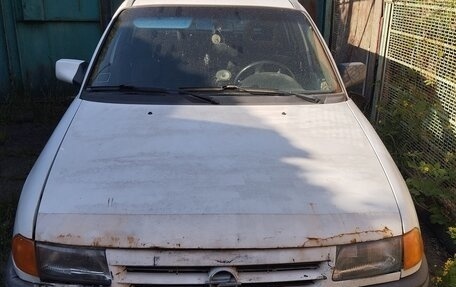 Opel Astra F, 1993 год, 95 000 рублей, 2 фотография