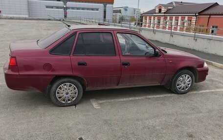 Daewoo Nexia I рестайлинг, 2011 год, 200 000 рублей, 3 фотография