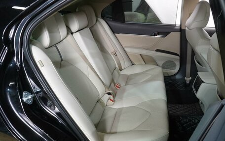 Toyota Camry, 2022 год, 3 599 000 рублей, 7 фотография