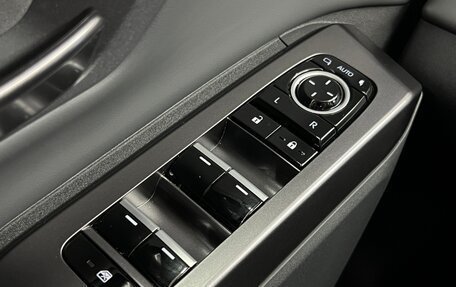 Toyota RAV4, 2025 год, 5 090 000 рублей, 17 фотография