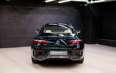 Mercedes-Benz E-Класс, 2020 год, 3 799 000 рублей, 5 фотография