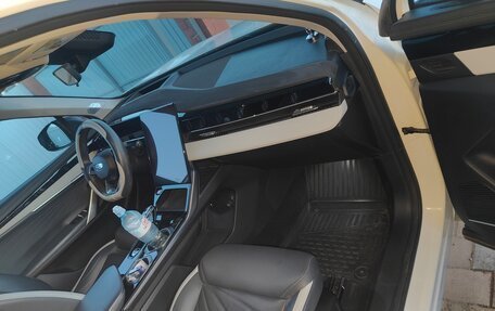 Geely Atlas, 2023 год, 3 000 000 рублей, 2 фотография