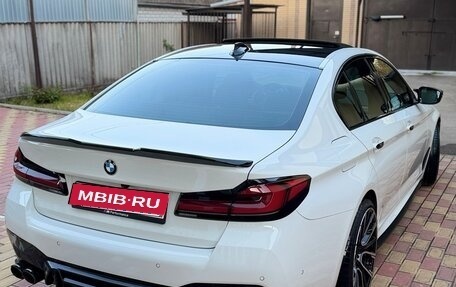 BMW 5 серия, 2021 год, 5 999 999 рублей, 2 фотография