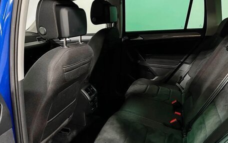 Volkswagen Tiguan II, 2021 год, 3 400 000 рублей, 4 фотография