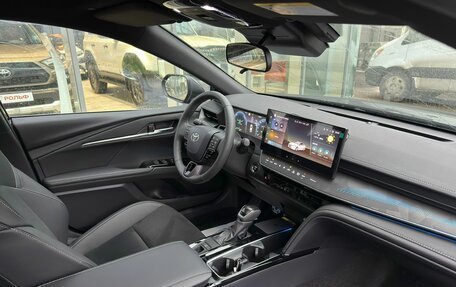 Toyota Camry, 2025 год, 5 390 000 рублей, 7 фотография