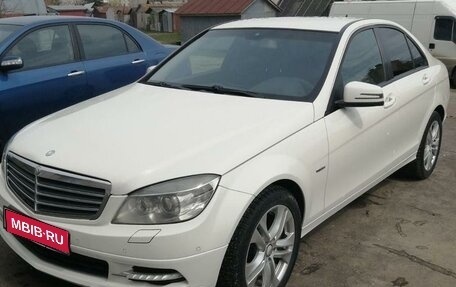 Mercedes-Benz C-Класс, 2010 год, 680 000 рублей, 1 фотография
