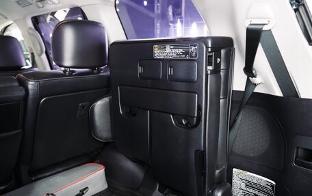 Toyota Land Cruiser 200, 2012 год, 2 900 000 рублей, 17 фотография