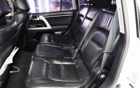 Toyota Land Cruiser 200, 2012 год, 2 900 000 рублей, 15 фотография