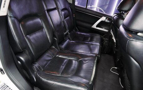 Toyota Land Cruiser 200, 2012 год, 2 900 000 рублей, 19 фотография