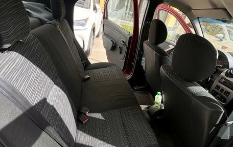 Renault Logan I, 2011 год, 349 000 рублей, 24 фотография